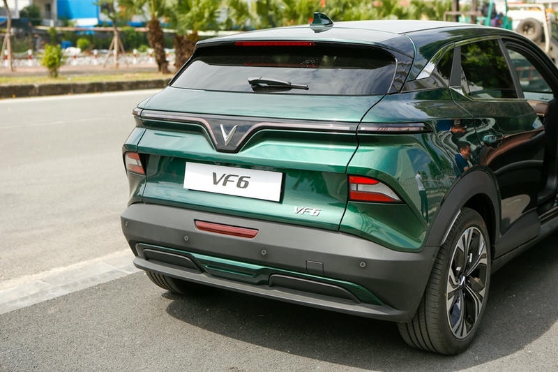duoi-xe-vf6