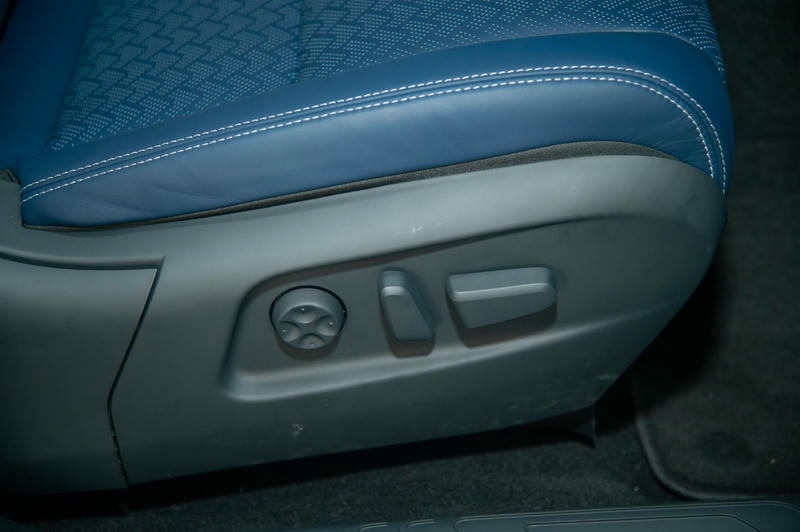 ghế chỉnh điện 12 hướng